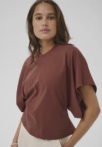 Stormy t-shirt - henna