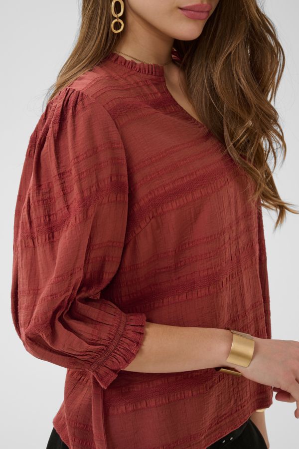 Cream Lyc blouse - brandy snifter