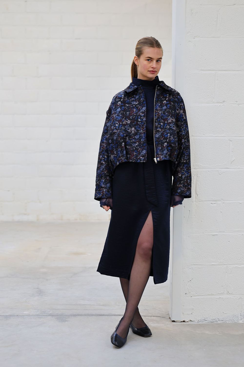 Sil Vika vest - flower navy