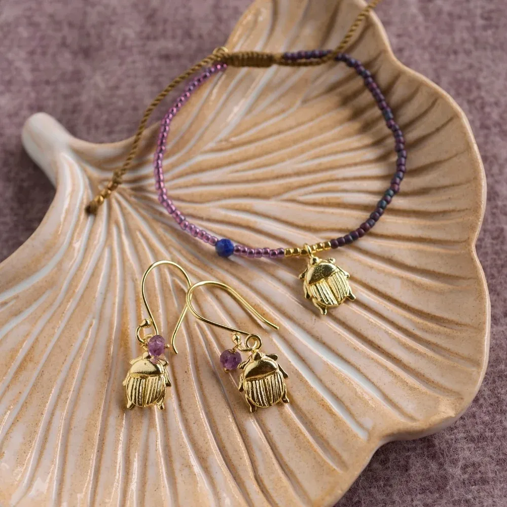 A beautiful story Hoping lapis lazuli armband