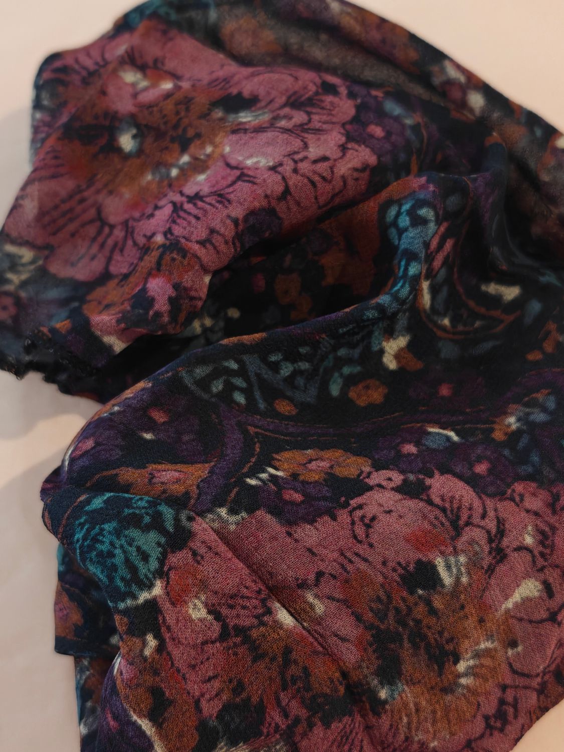Maison hotel Milonga foulard - deep purple