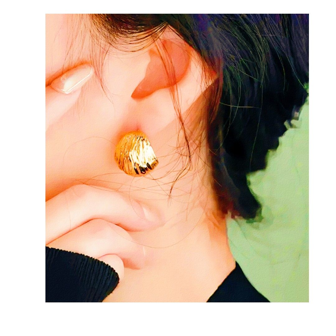 Lunar Crest Hoops