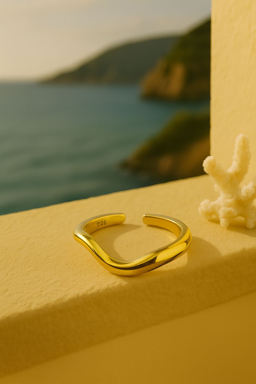 Theia Flow Ring Vermeil