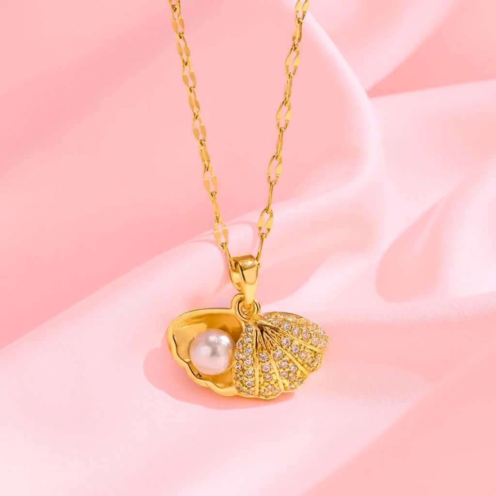 Aphrodite’s Shell Necklace