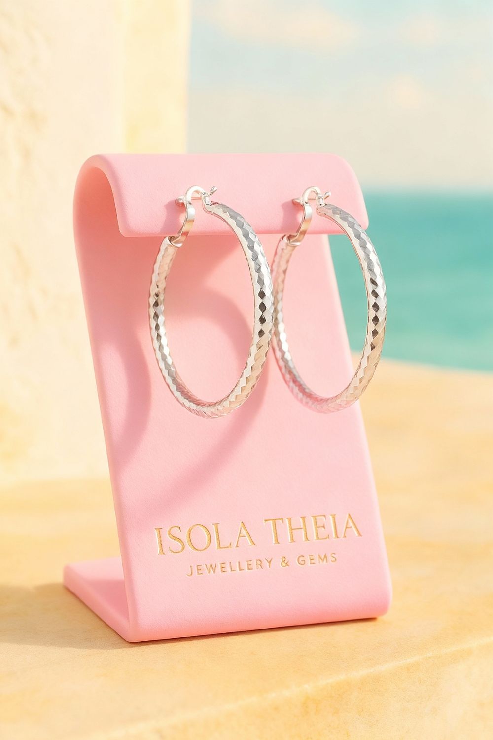 Lunara Hoops