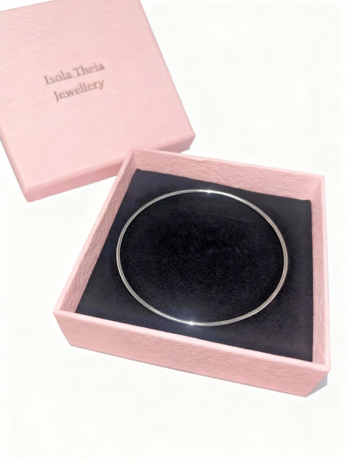 Isola Silhouette Bangle