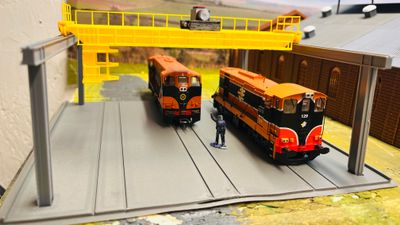 Yuantai Overhead Crane 00 Scale