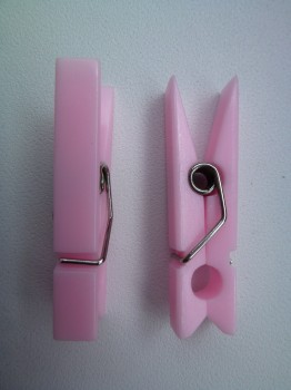 Mini klesklyper,rosa. Prisen er for 10 stk.