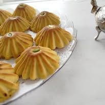 غُريبَة بالقِشطة