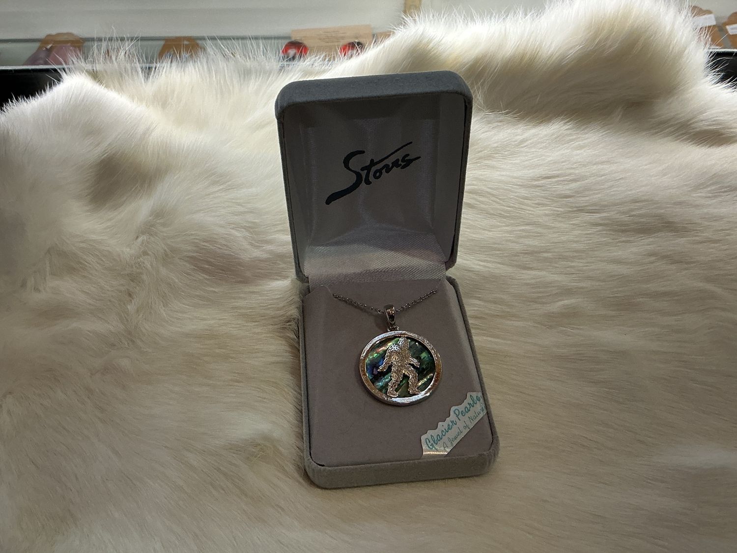 Glacier Pearle Bigfoot Necklace