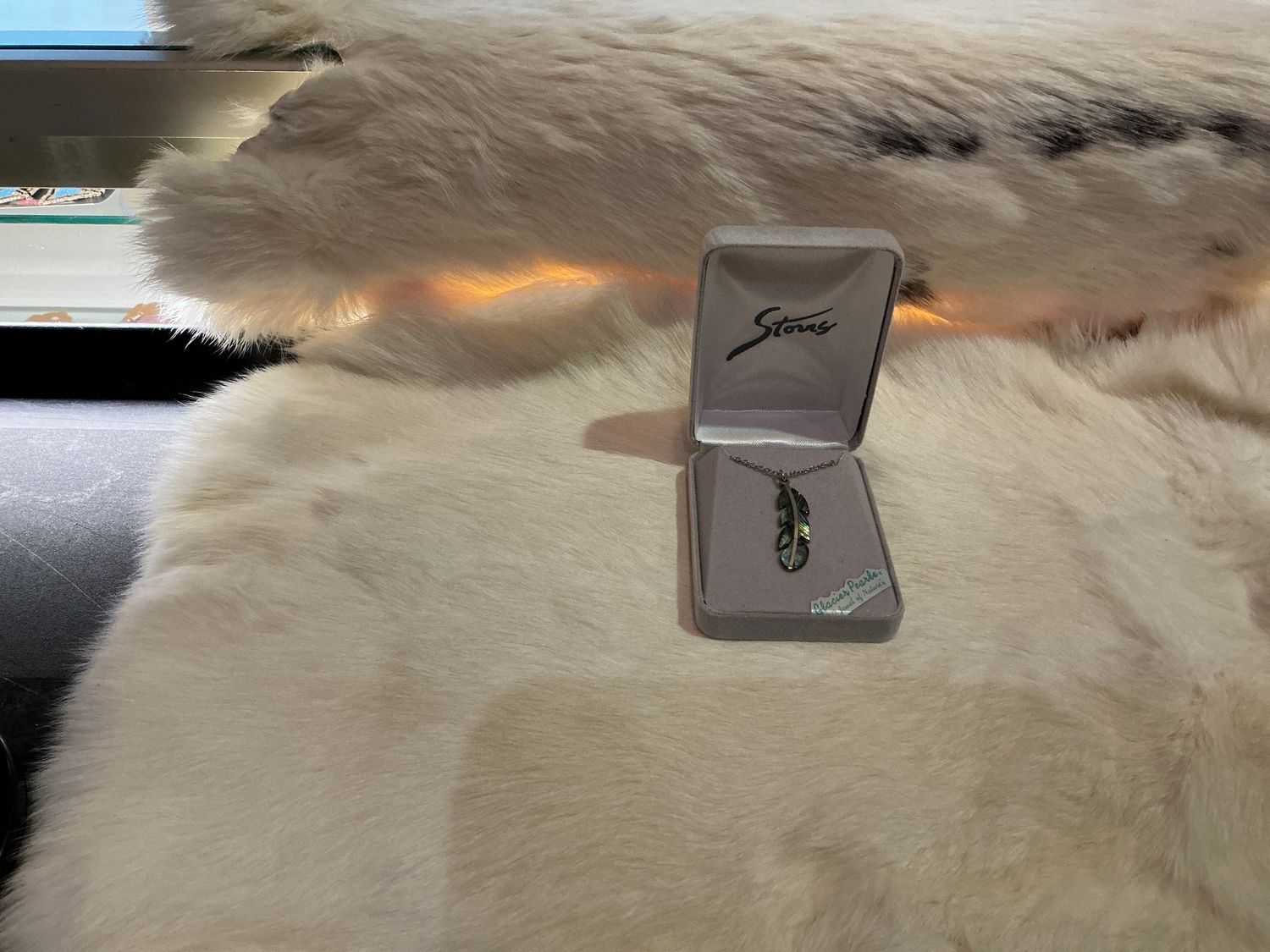 Glacier Pearl feather necklace jagged edges