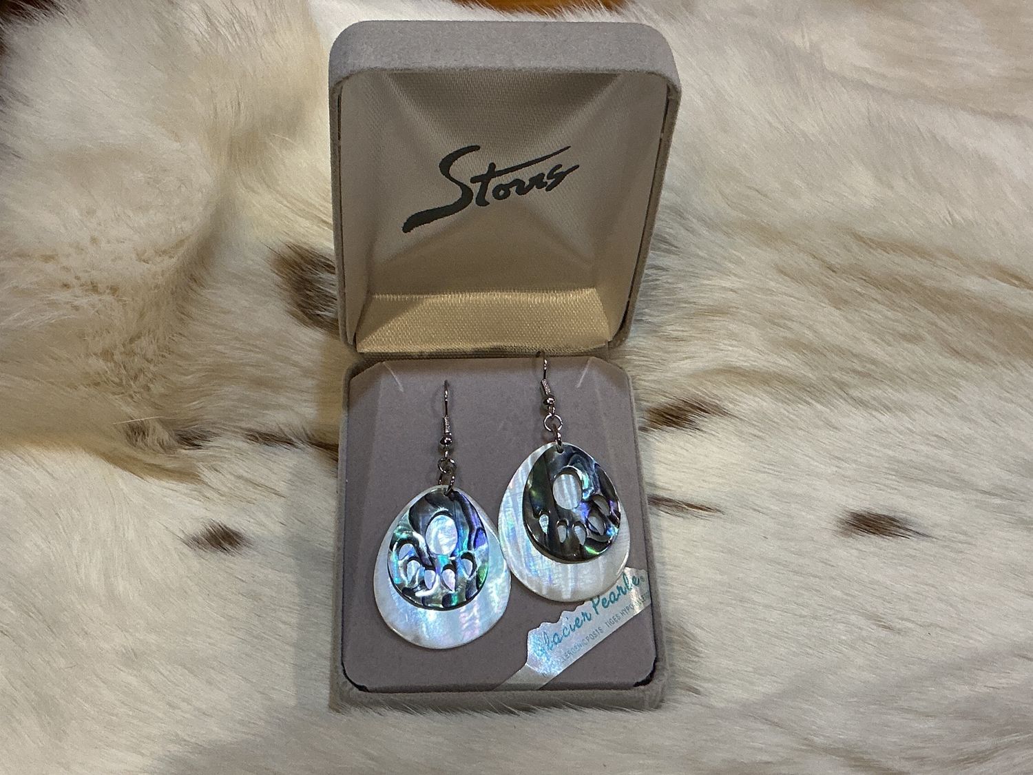 Glacier Pearle Mystic Bear Paw Earrings