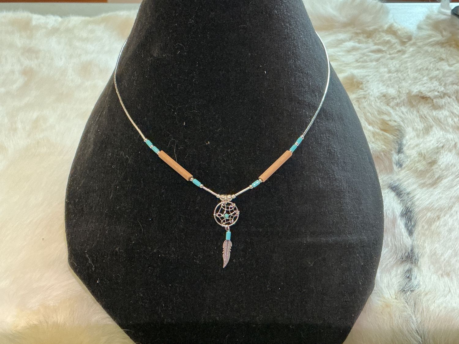 Sterling silver single feather dreamcather neckleace turquoise