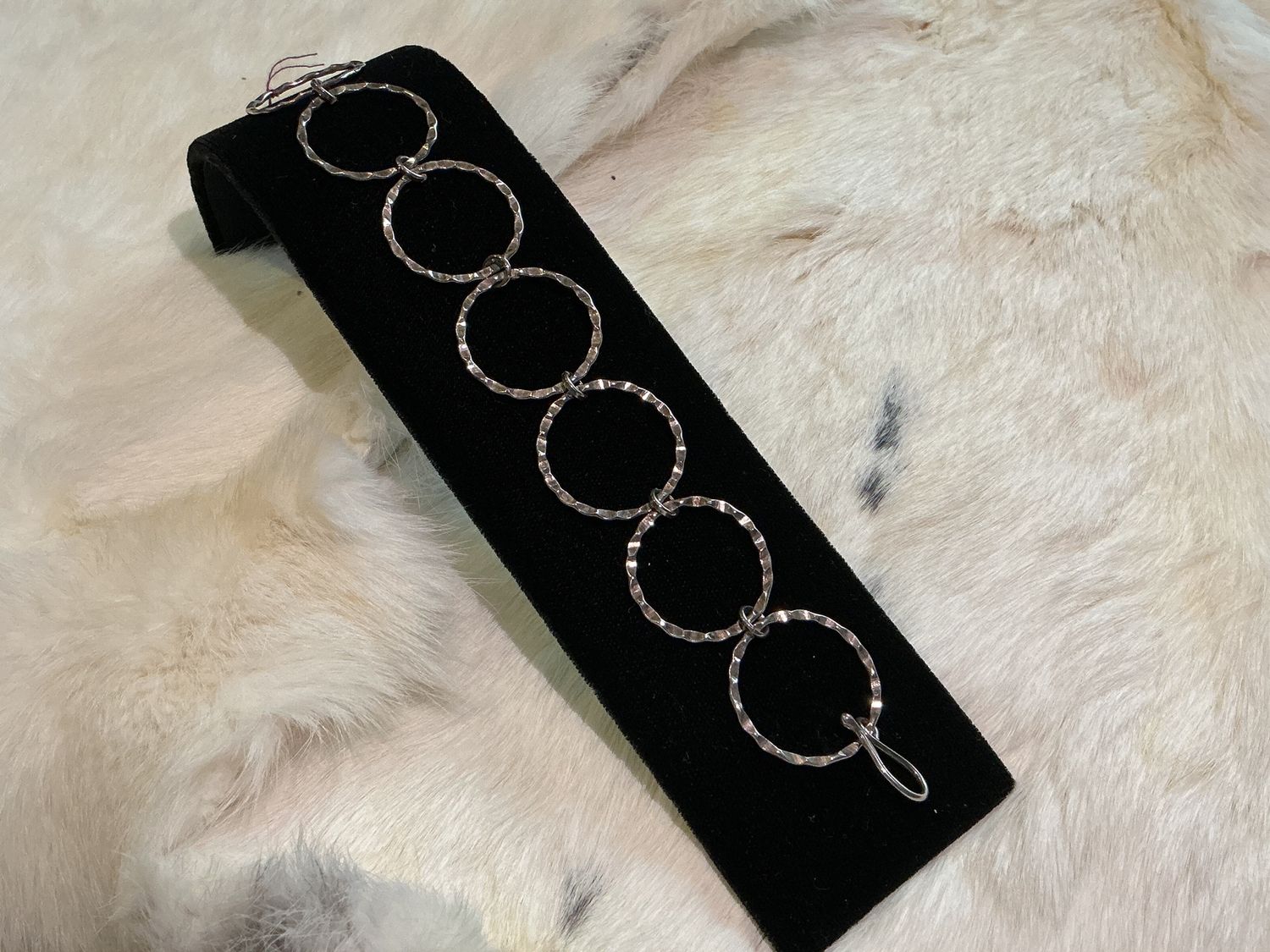 Sterling silver 7 round link bracelet