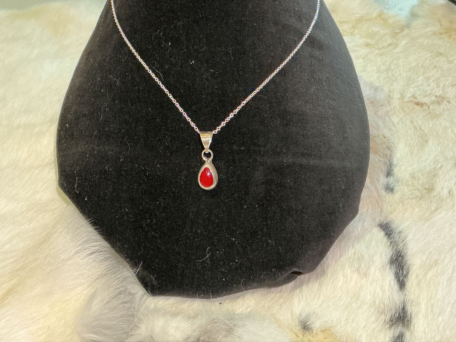 Sterling silver pendant necklace red teardrop