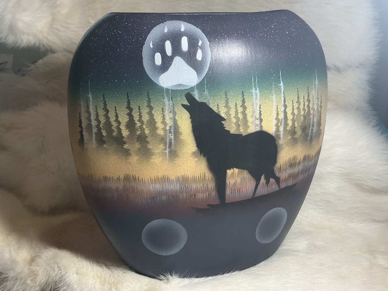 Cedar Mesa Pottery xtra large woodland shadows wolf