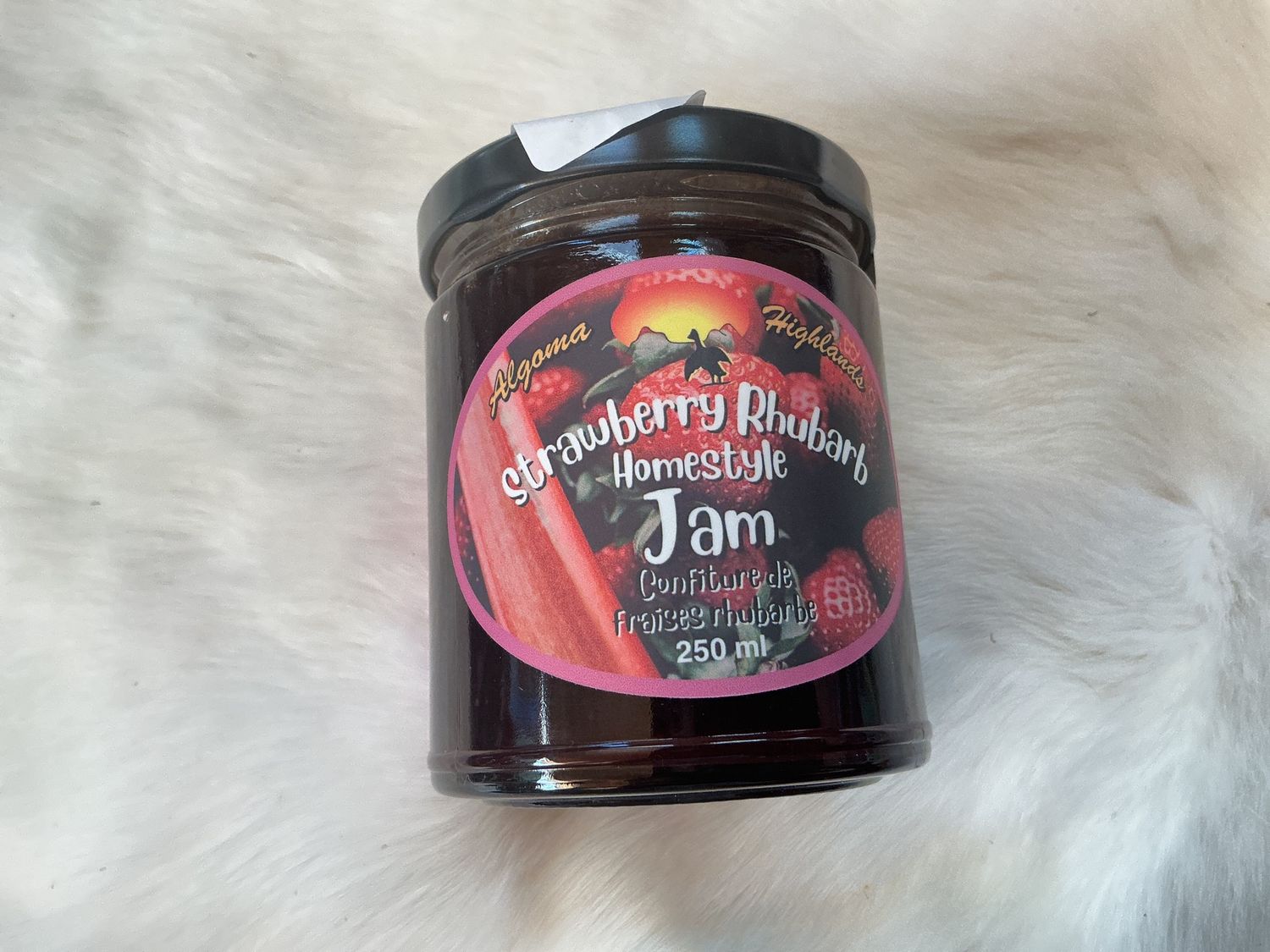 Algoma Highlands Strawberry Rhubarb Homestyle Jam 250ml