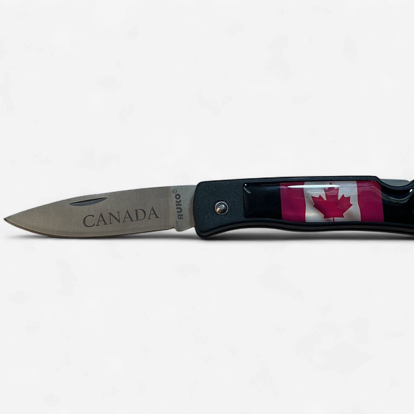 Ruko Folding Knife Canada Flag #RUK0130CAN