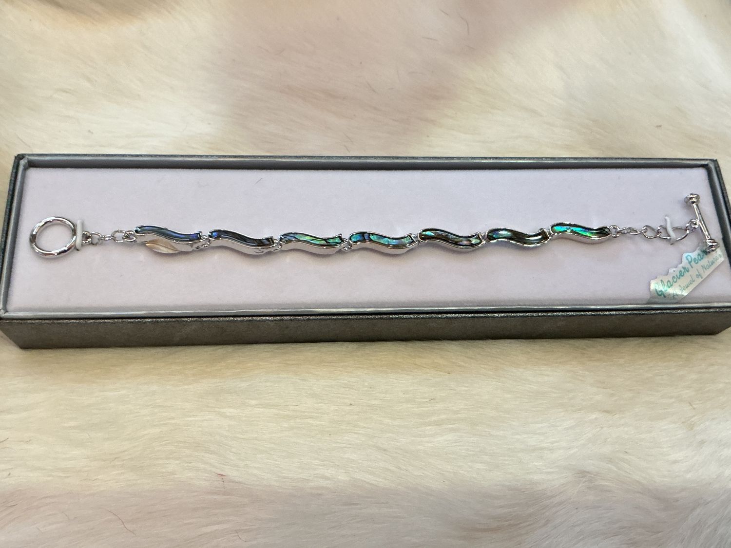 Glacier Pearle Riverband Bracelet