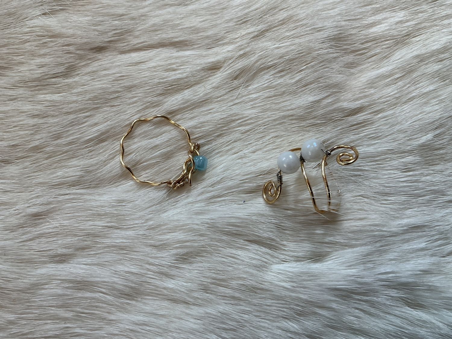 Bent Wire Rings by Avis Knott