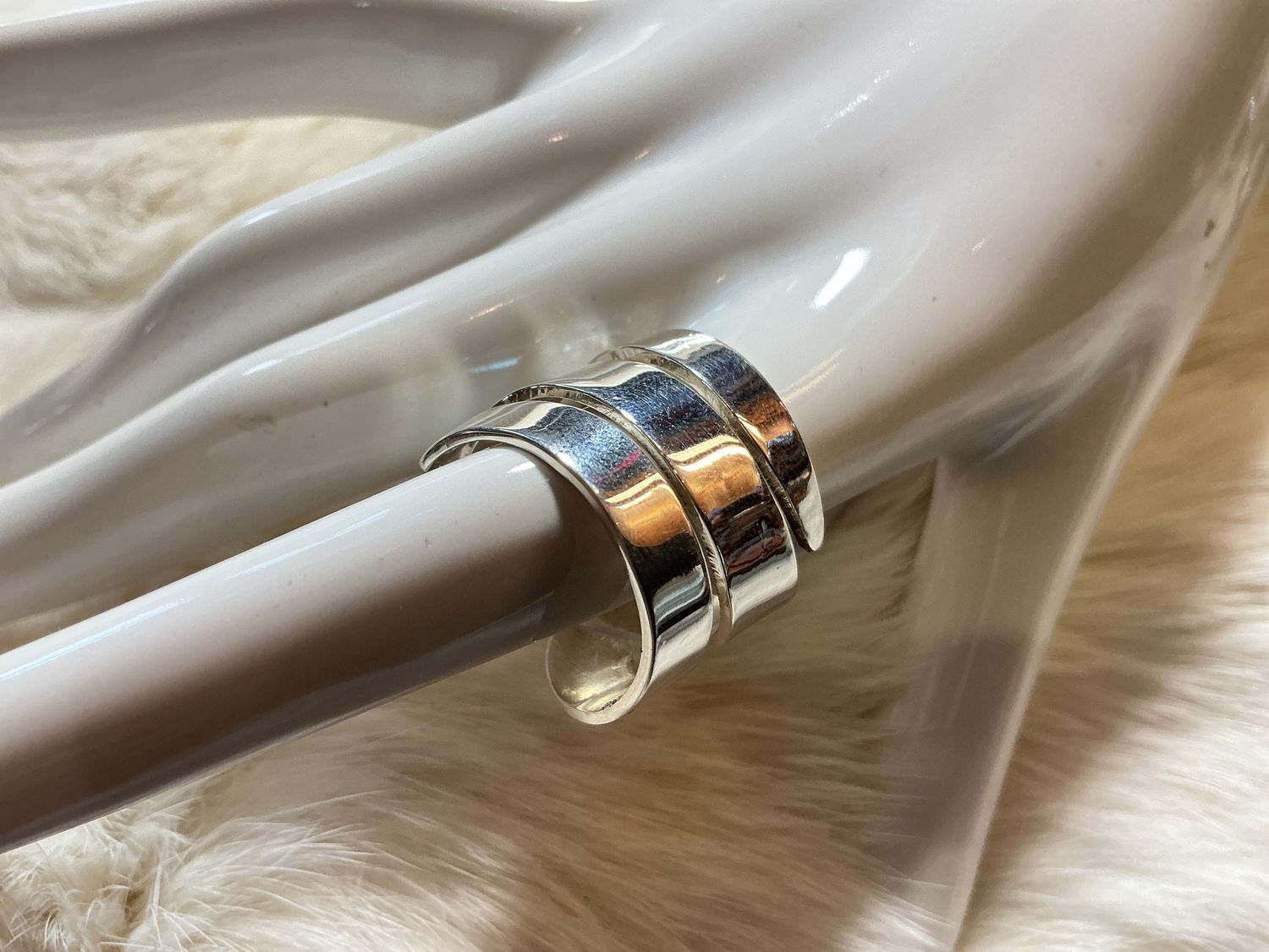 Carmel Large Sterling Silver Rings, Style: 3 Band