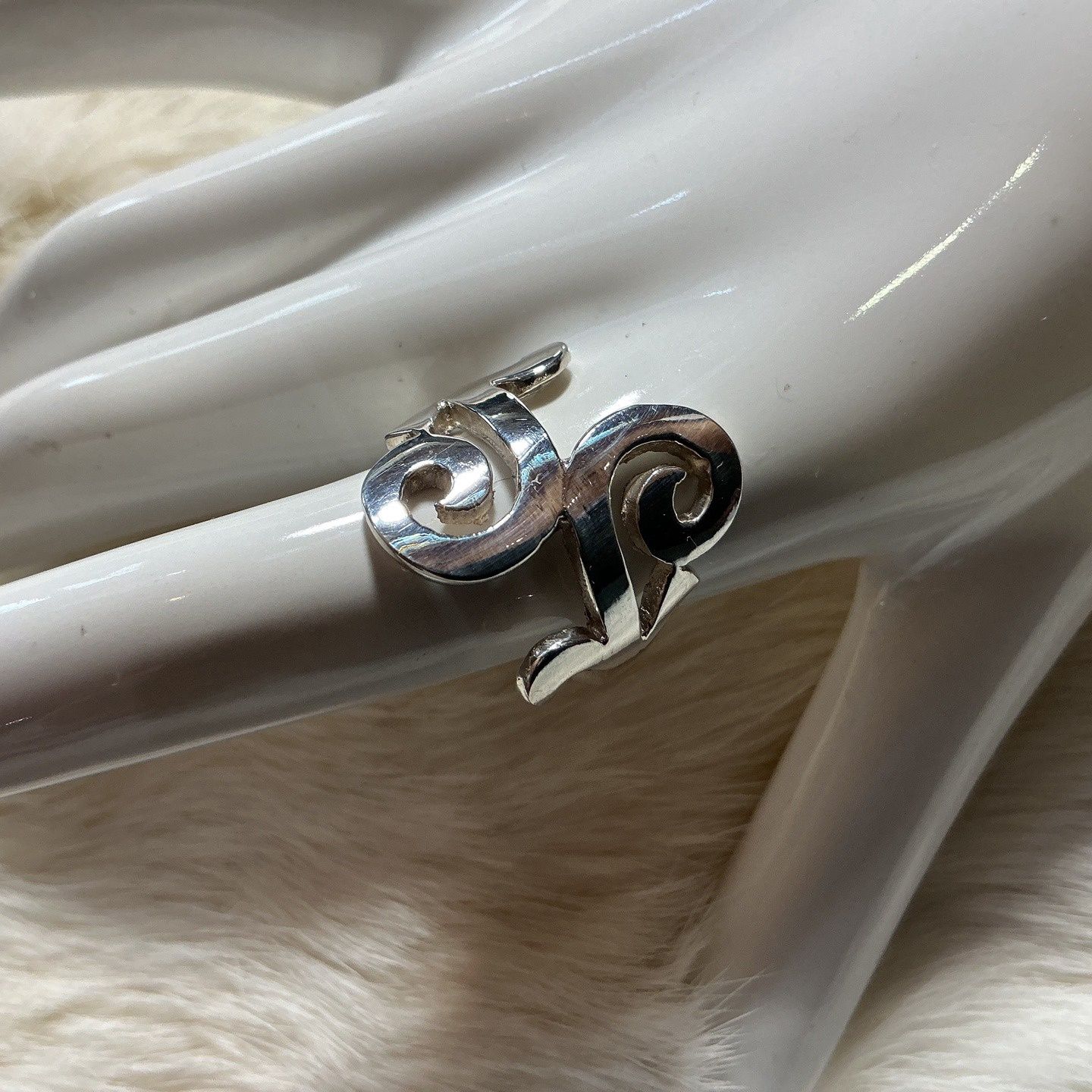 Dylan’s Silver Sterling Silver Detailed Rings