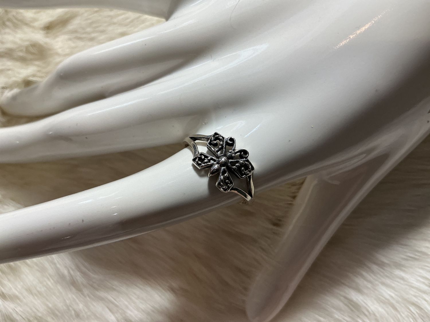 Dylan’s Silver Small Sterling Silver Rings, Style: Butterfly