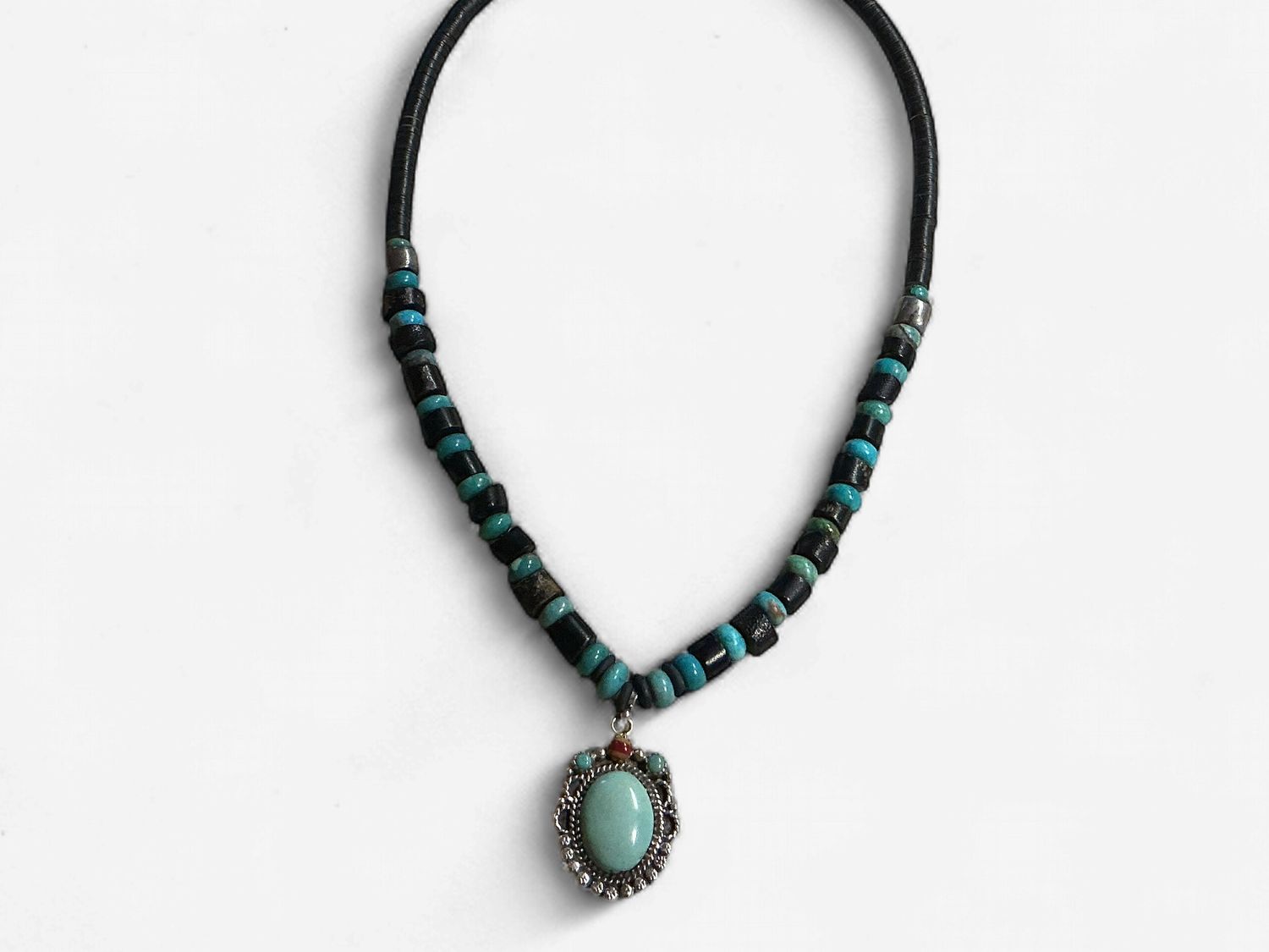 Black Coconut Wood &amp; Turquoise Framed Pendant Necklace