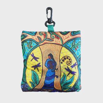 OSCARDO Assorted Laundry Bags, Design: Strong Earth Woman- Leah Dorion