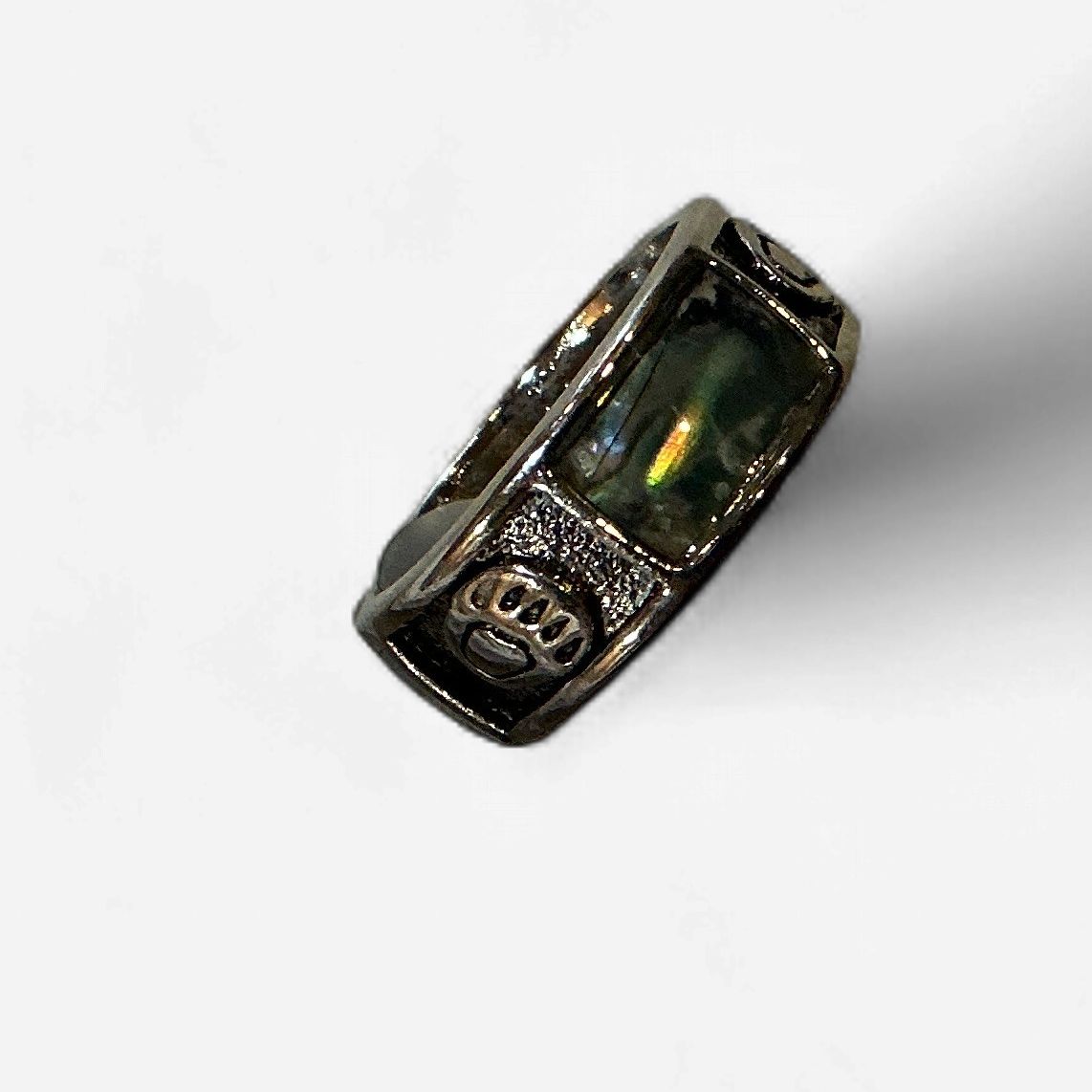 Glacier Pearle Ring Bear Paw