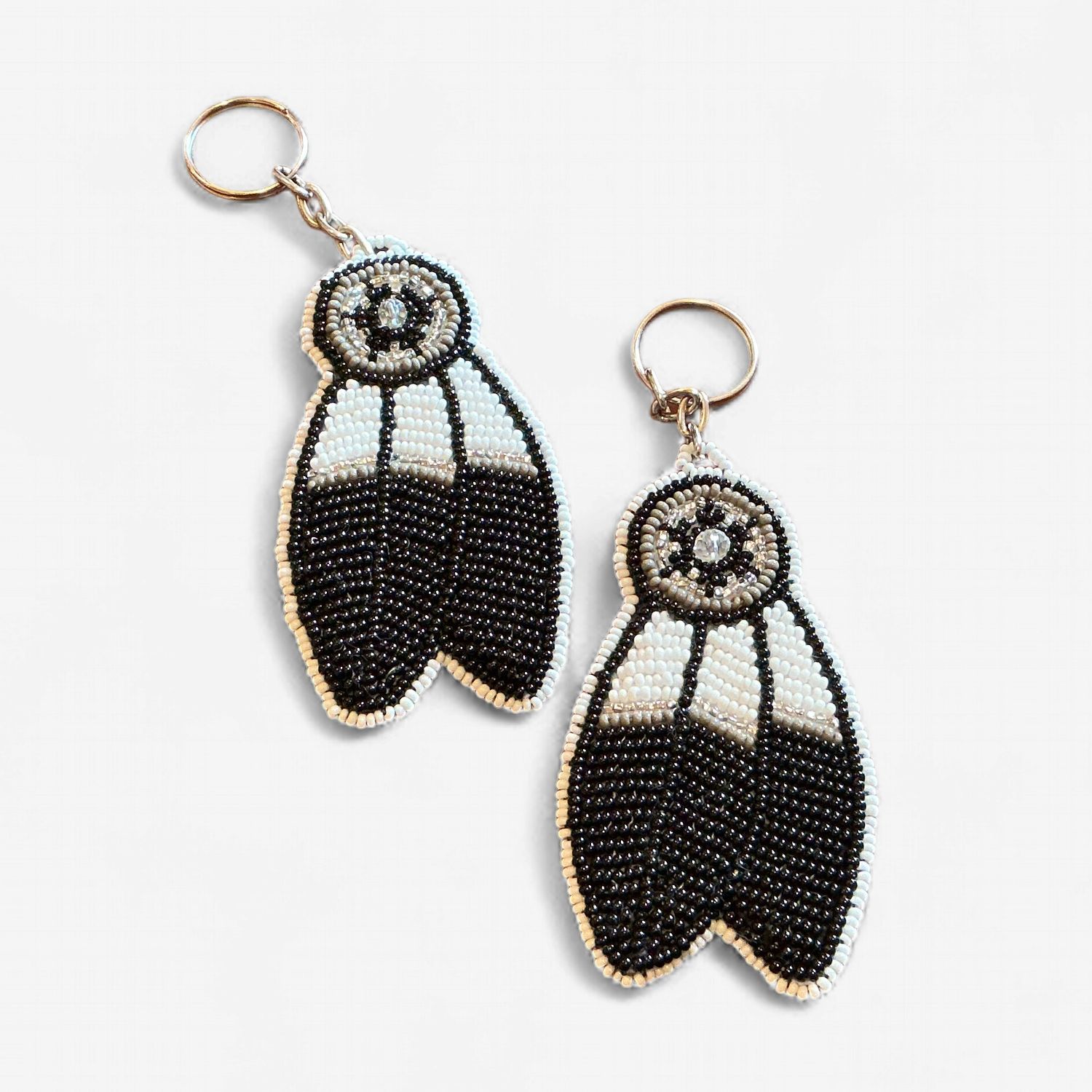 Beaded Feather Keychain, Variant: Black  &amp; White