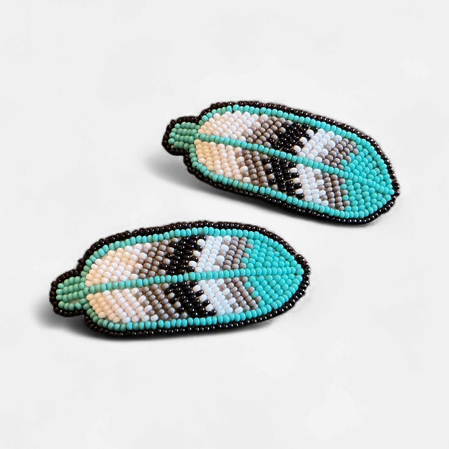 Beaded Feather Flip Clip, Variant: Teal &amp; White