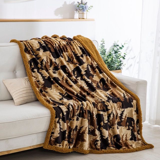 Sherpa Throw 50X60 Deepwoods Camo Squatch, Design: Brown