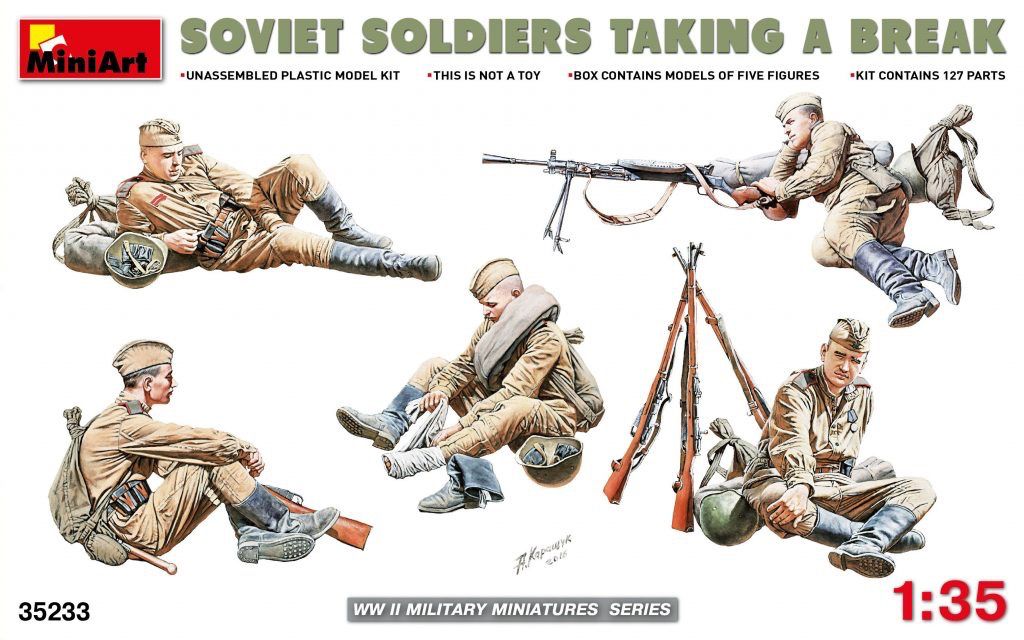 Miniart 1/35 Soviet Soldiers Taking A Break