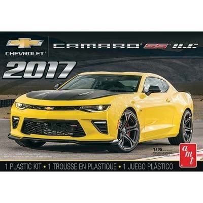 AMT\ERTL 1/25 2017 Chevy Camaro SS 1LE