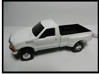 New Ray 1/32 98 FORD F-350 CONCEPT