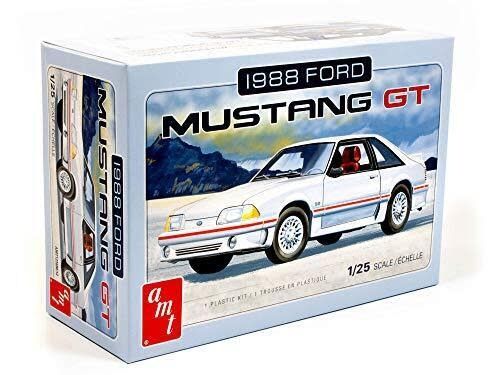 AMT\ERTL 1/25 1988 Ford Mustang GT