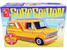 AMT\ERTL 1/25 1977 Ford Surfer Van