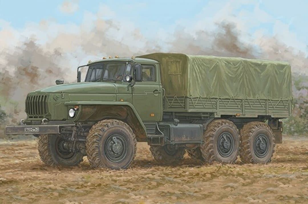Trumpeter 1/35 Russian URAL 4320