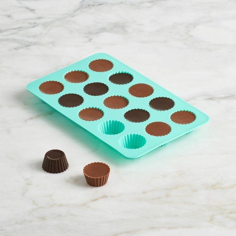 Trudeau Cupcake Chocolate Mold