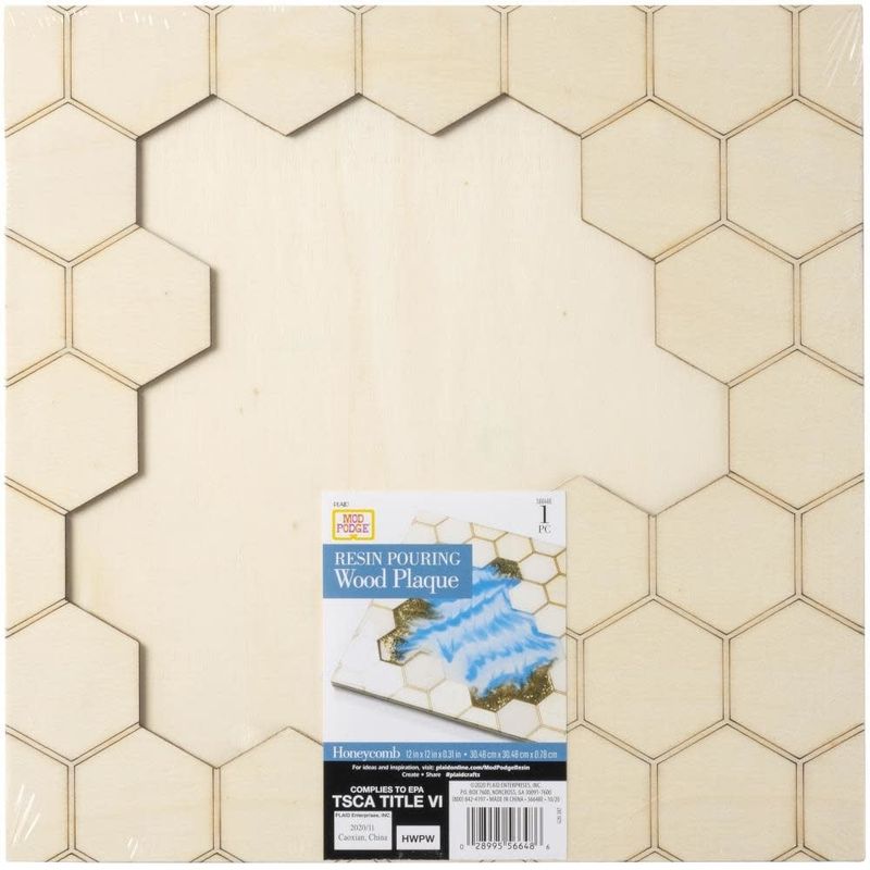 Plaid Mod Podge Honeycomb Pouring Plaque