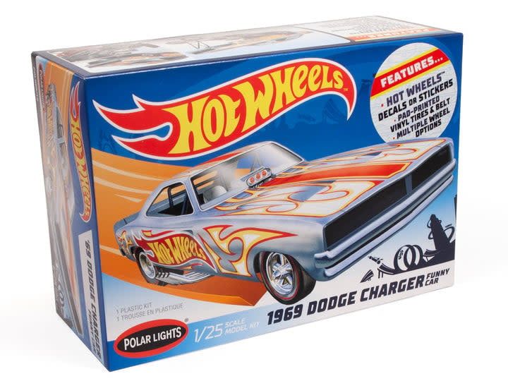 Polar Lights 1/25 1969 Dodge Charger Funny Car Hot Wheels