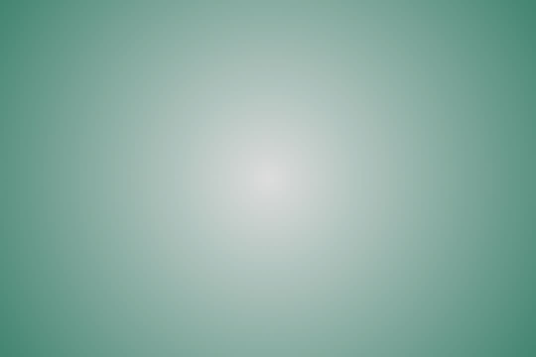 On Point  RC Spray Paint, 150ml - Metallic Green