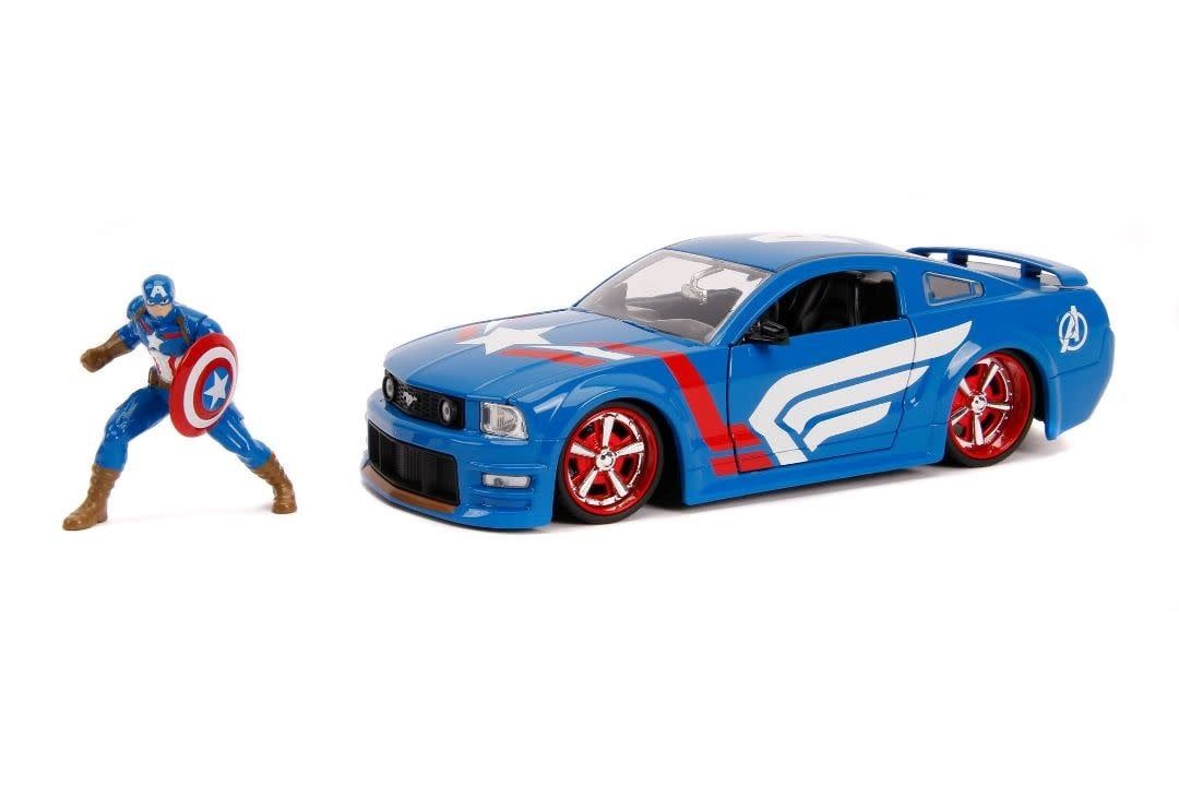 Jada "Hollywood Rides" 2006 Ford Mustang GT with Captain America