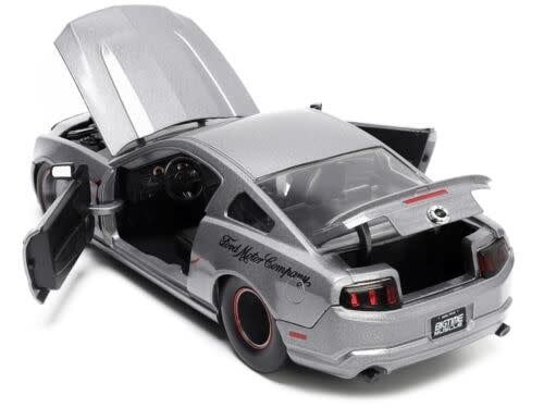 Jada 1/24 2010 FORD MUSTANG GT