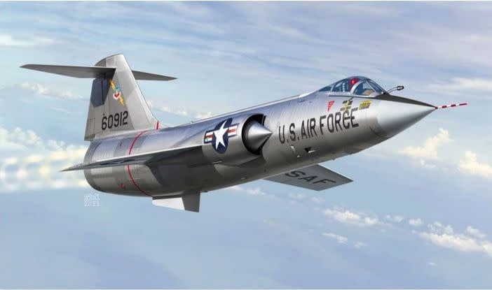 Academy 1/72 USAF F-104C Vietnam War