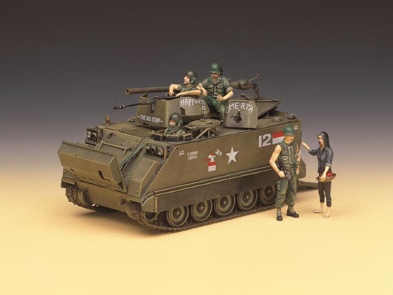 Academy 1/35 M113A1 APC Vietnam