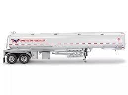 Revell 1/32 Semi Tanker Trailer