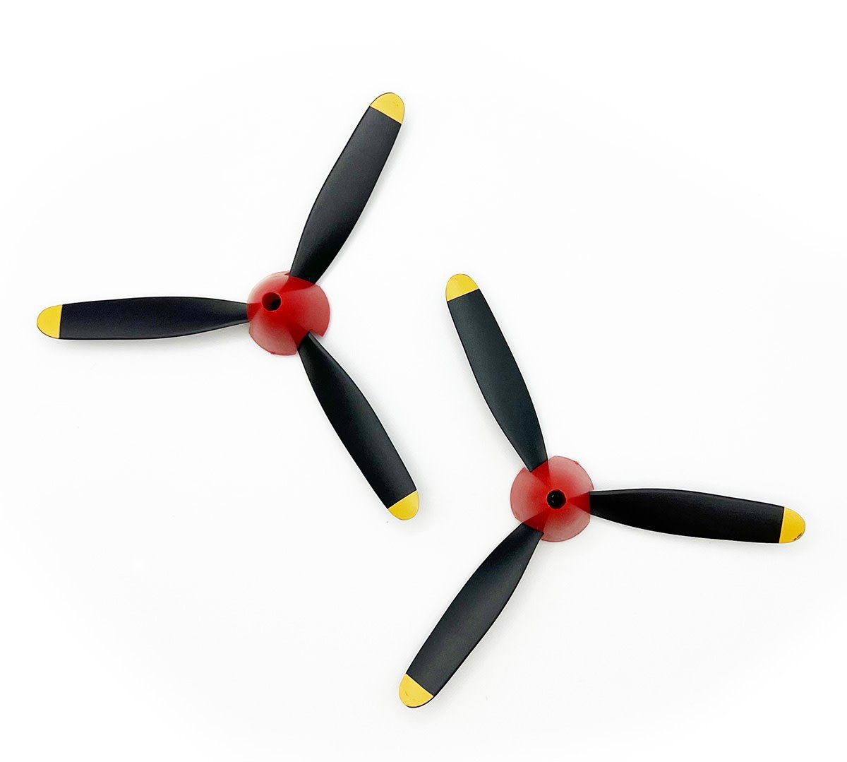Rage RC 3-Blade Propeller &amp; Spinner (2); P-40