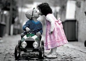 Trefl First Kiss 1000 piece